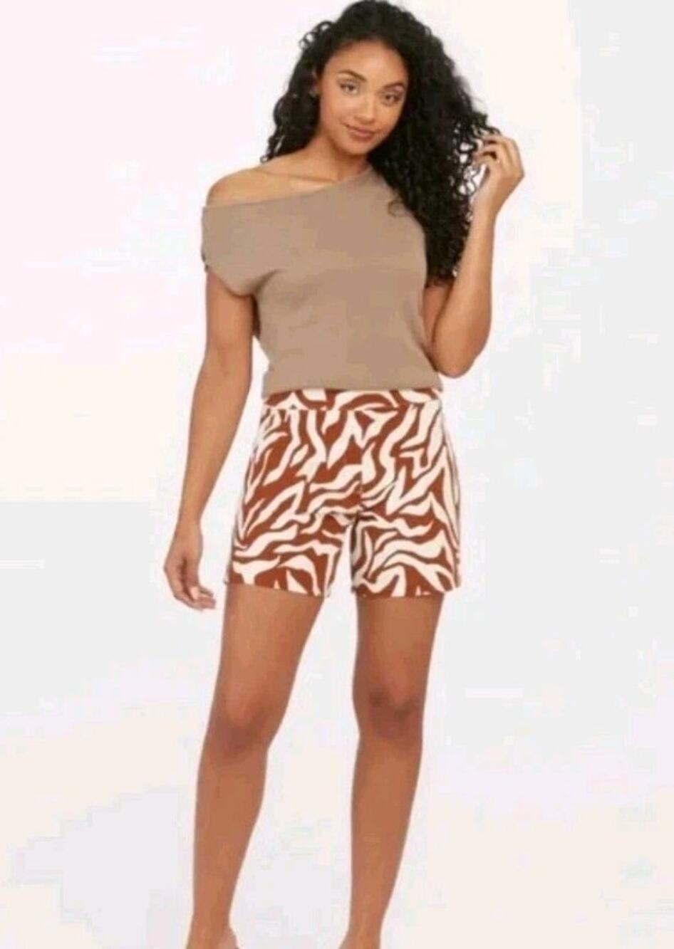 Spanx On-the-Go Printed Shorts Size L Pull On Clay Zebra Printed